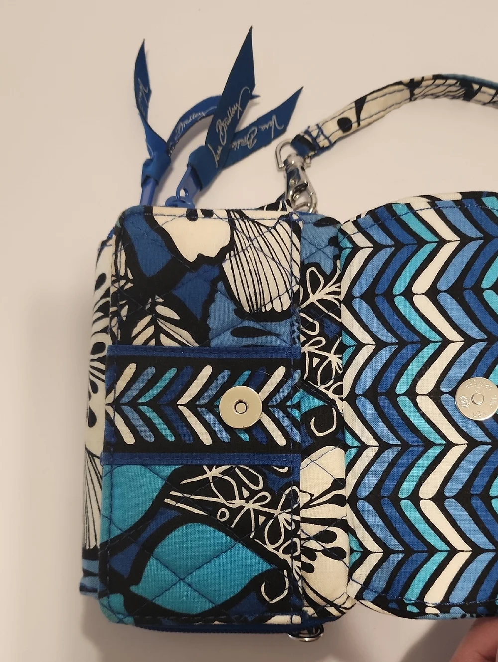 Vera Bradley Blue Floral Wallet - Picture 5 of 7
